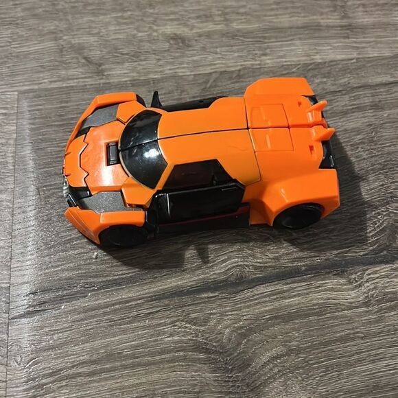 A transformer robot but is used. - Picture 4 of 6
